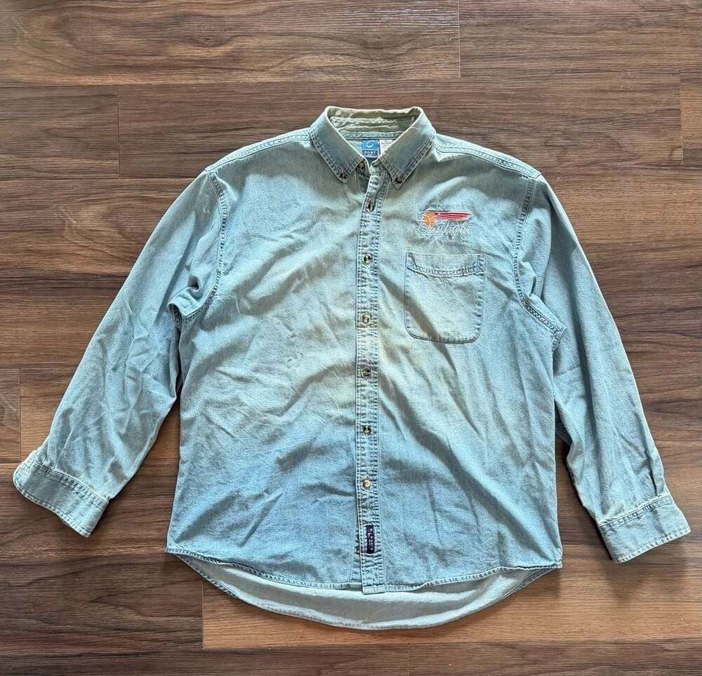 Vintage 90s Denim Embroidered Daylight Port and Company Long Sleeve Button-Up Sh